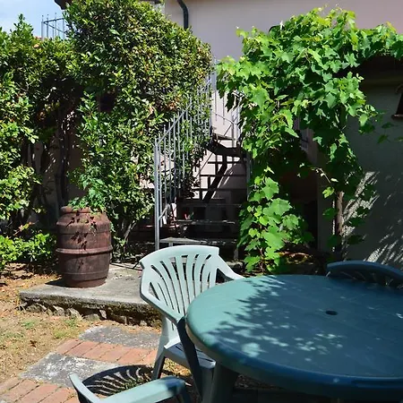 Casa Sarticola Apartment Castelnuovo Magra Exterior photo