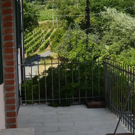 Casa Sarticola Apartment Castelnuovo Magra Exterior photo
